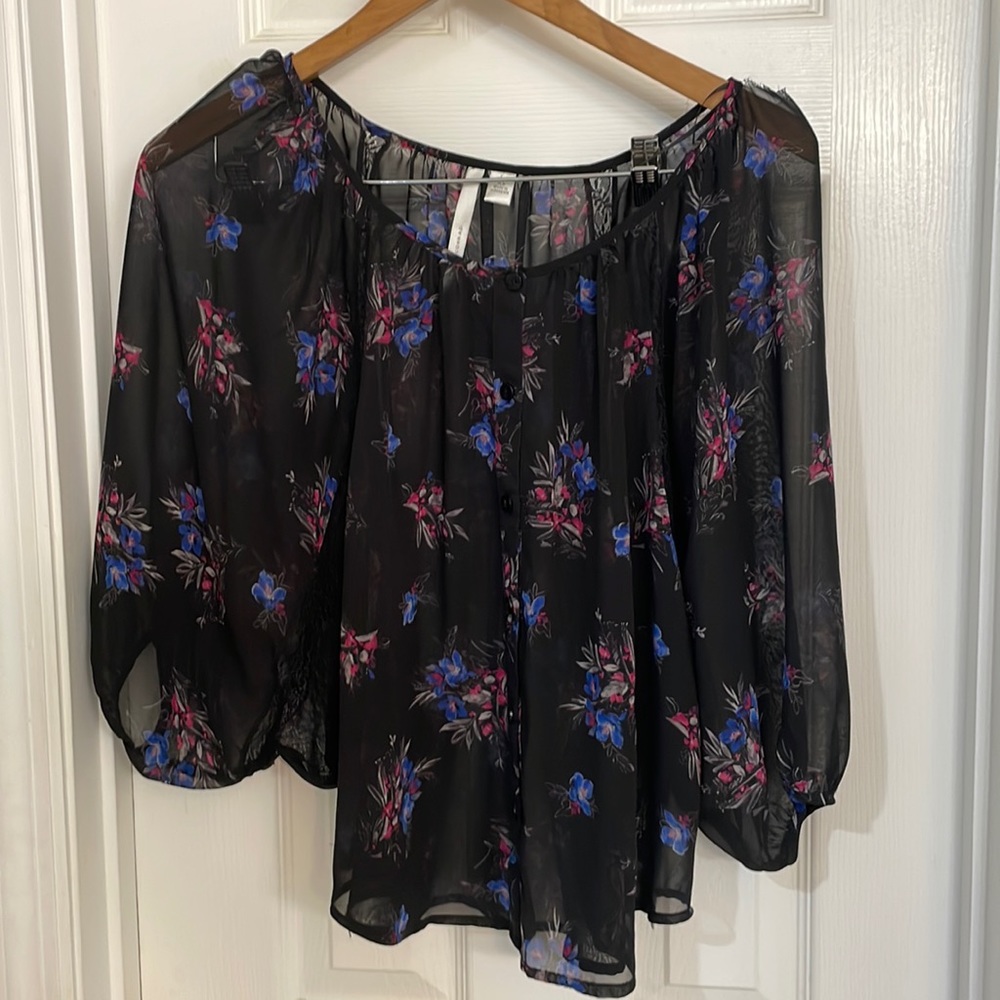 LC Lauren Conrad Bat Sleeve Sheer Dark Flower Detail Floral Print Peasant
